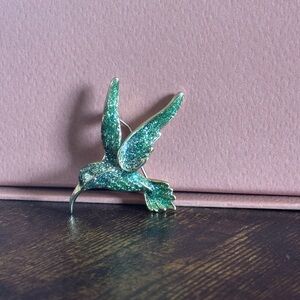 Sparkling Green Hummingbird Brooch